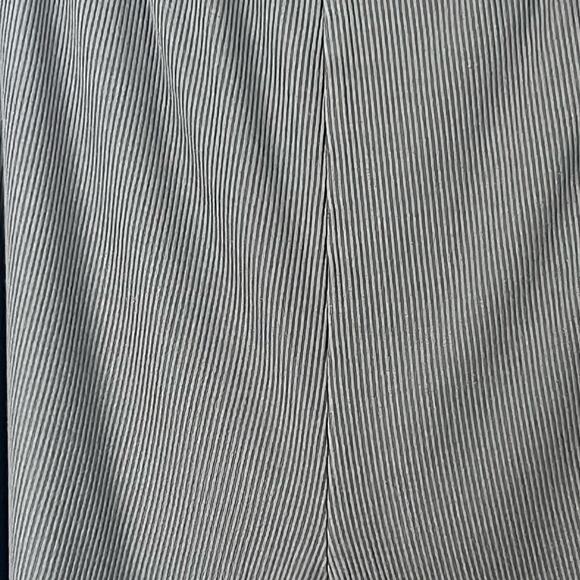 Skims Gray Ribbed Boxers Size Medium - Picture 5 of 10